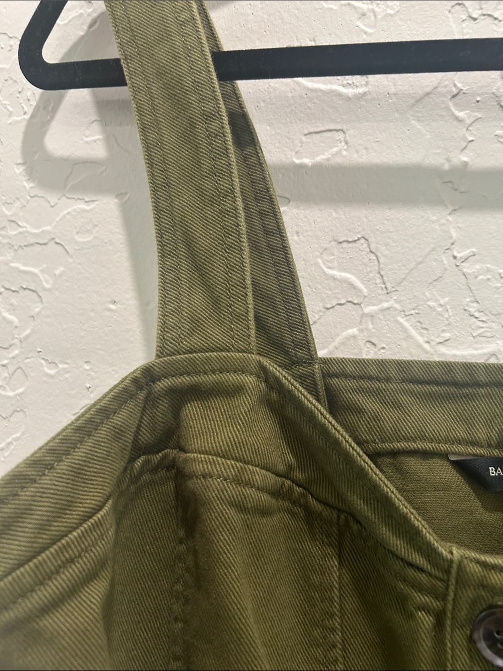 Olive Green Button-Front Sleeveless Dress - Picture 3 of 4